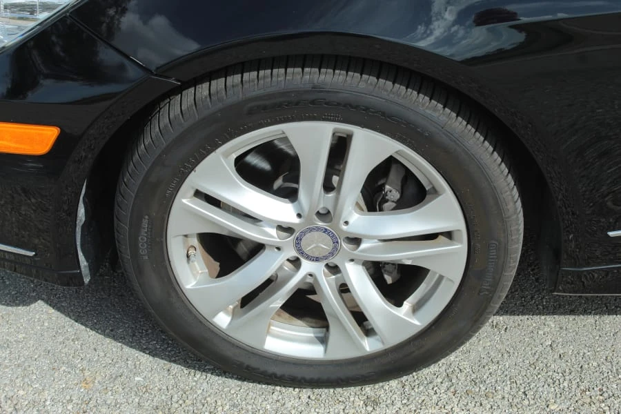 2011 Mercedes-Benz C207/A207 E-Class Coupe & Convertible - Image 17 of 29