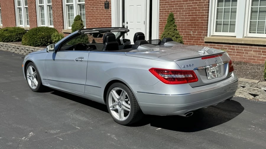 2011 Mercedes-Benz C207/A207 E-Class Coupe & Convertible - Image 3 of 12