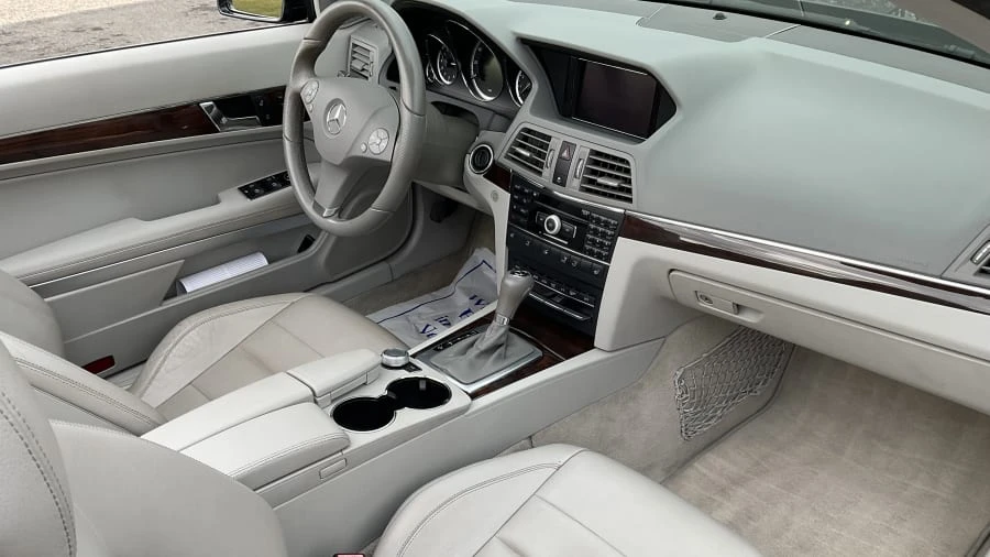 2011 Mercedes-Benz C207/A207 E-Class Coupe & Convertible - Image 10 of 12