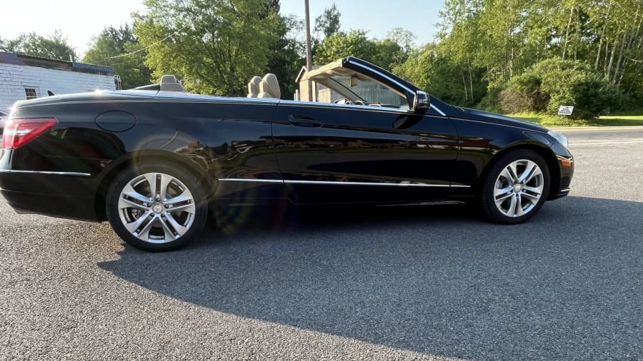 2011 Mercedes-Benz C207/A207 E-Class Coupe & Convertible - Image 2 of 22