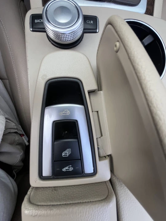 2011 Mercedes-Benz C207/A207 E-Class Coupe & Convertible - Image 17 of 22