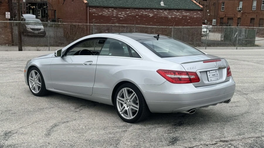 2011 Mercedes-Benz C207/A207 E-Class Coupe & Convertible - Image 3 of 12