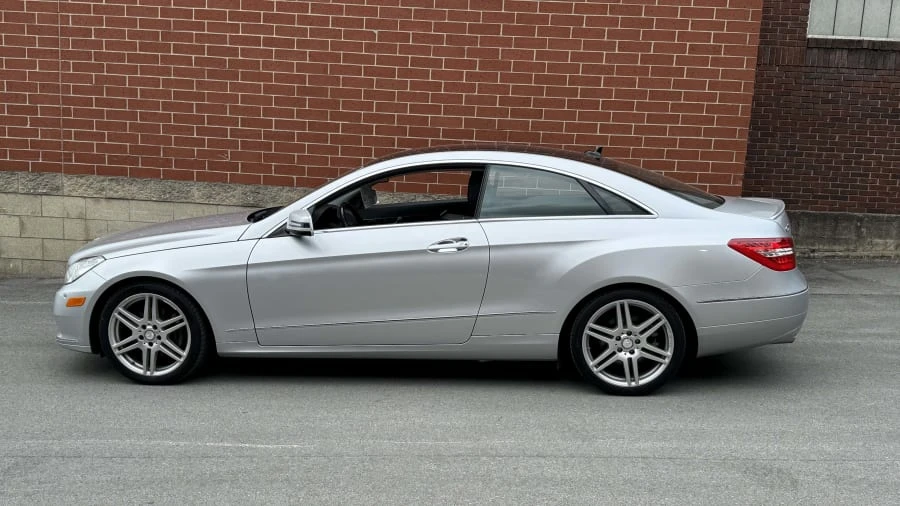 2011 Mercedes-Benz C207/A207 E-Class Coupe & Convertible - Image 2 of 13