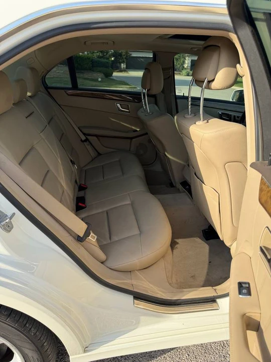 2011 Mercedes-Benz W212 E-Class - Image 11 of 17