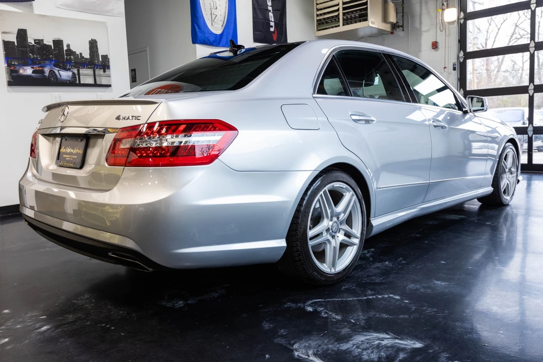 2011 Mercedes-Benz W212 E-Class - Image 13 of 21