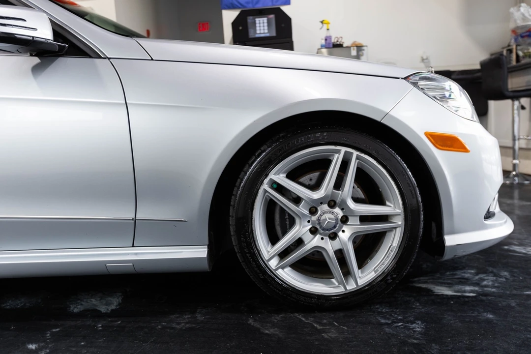 2011 Mercedes-Benz W212 E-Class - Image 19 of 21