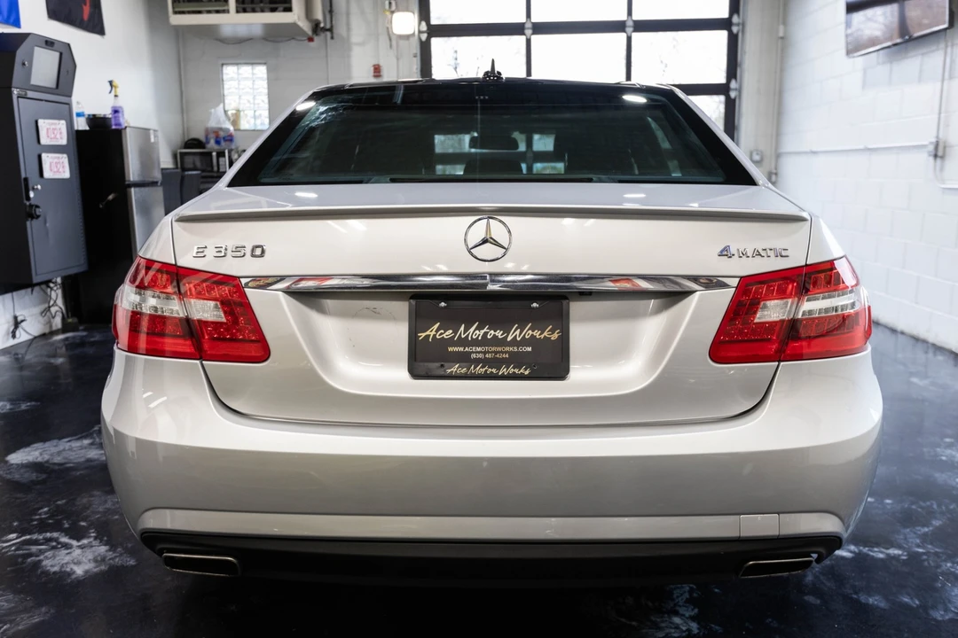 2011 Mercedes-Benz W212 E-Class - Image 10 of 21
