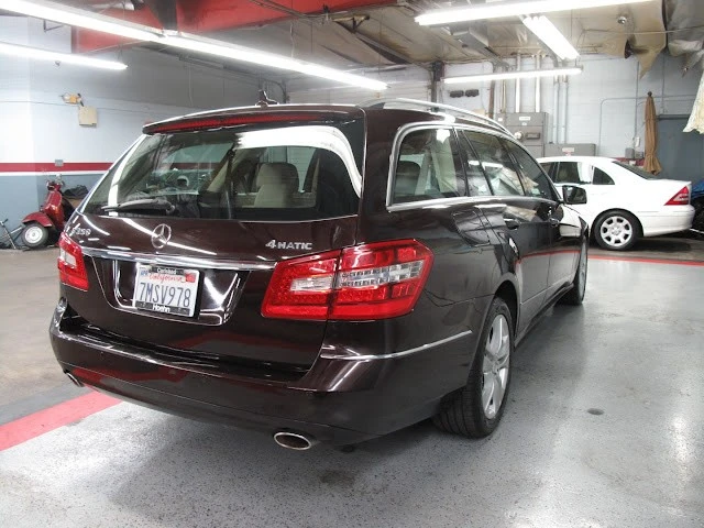 2011 Mercedes-Benz W212 E-Class - Image 12 of 21
