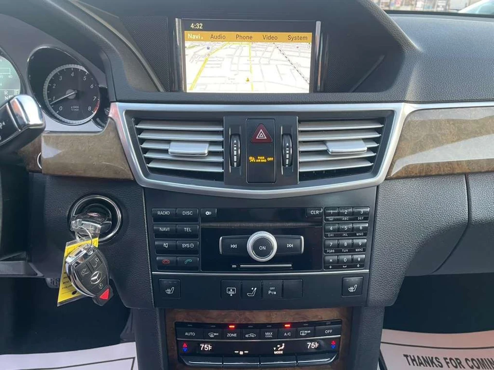 2011 Mercedes-Benz W212 E-Class - Image 12 of 17