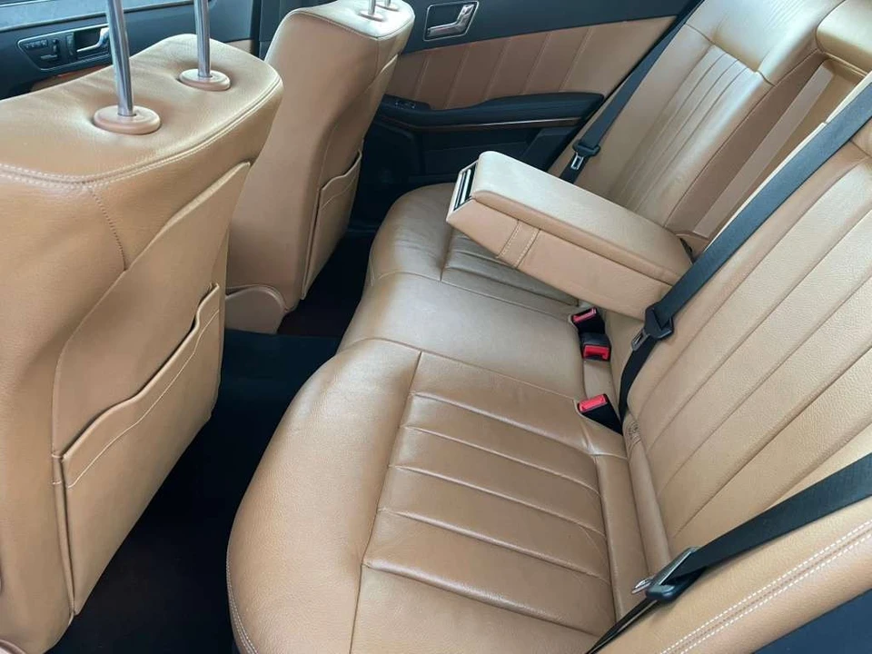 2011 Mercedes-Benz W212 E-Class - Image 9 of 17