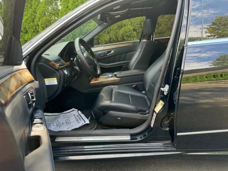 2011 Mercedes-Benz W212 E-Class - Image 10 of 12