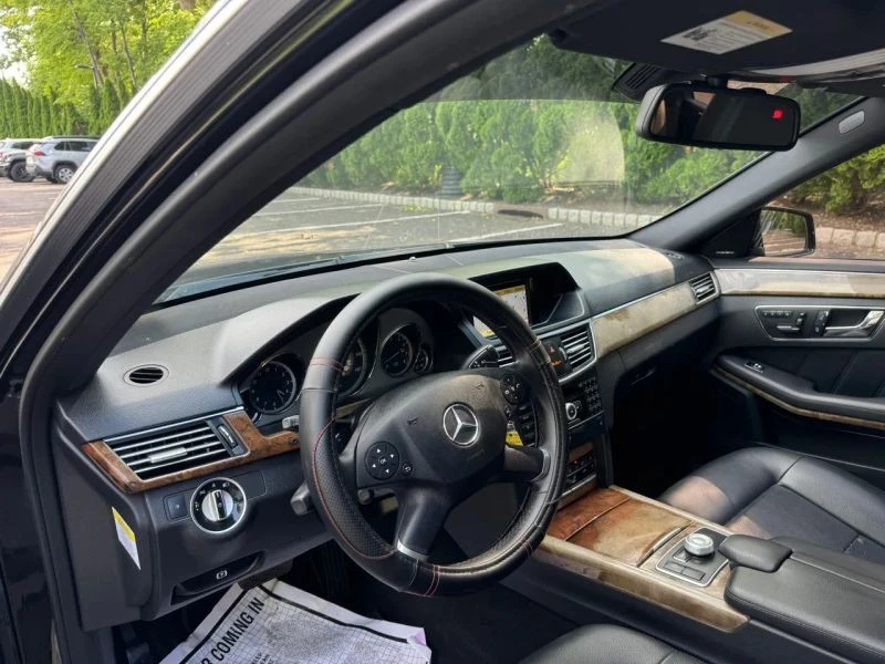 2011 Mercedes-Benz W212 E-Class - Image 11 of 12