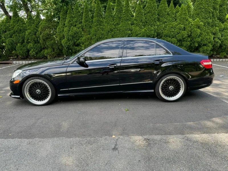 2011 Mercedes-Benz W212 E-Class - Image 4 of 12