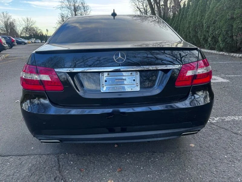 2011 Mercedes-Benz W212 E-Class - Image 6 of 12