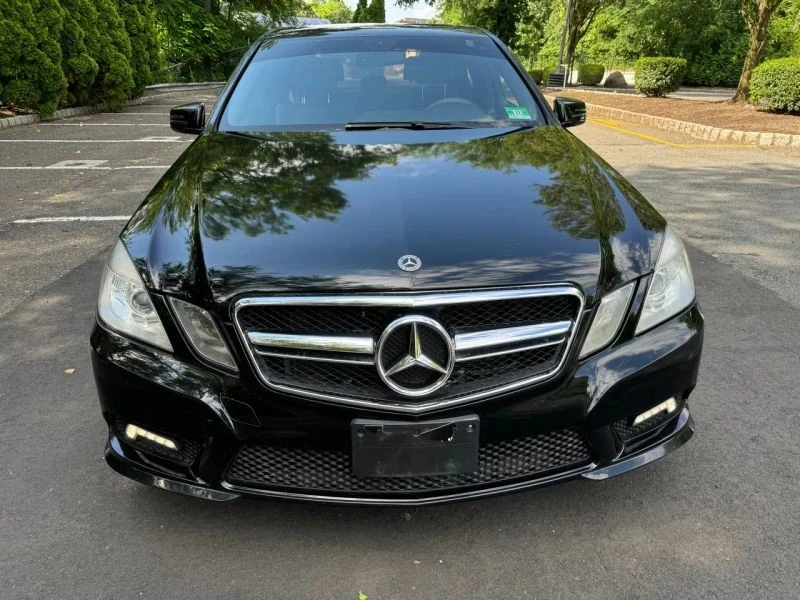 2011 Mercedes-Benz W212 E-Class - Image 2 of 12