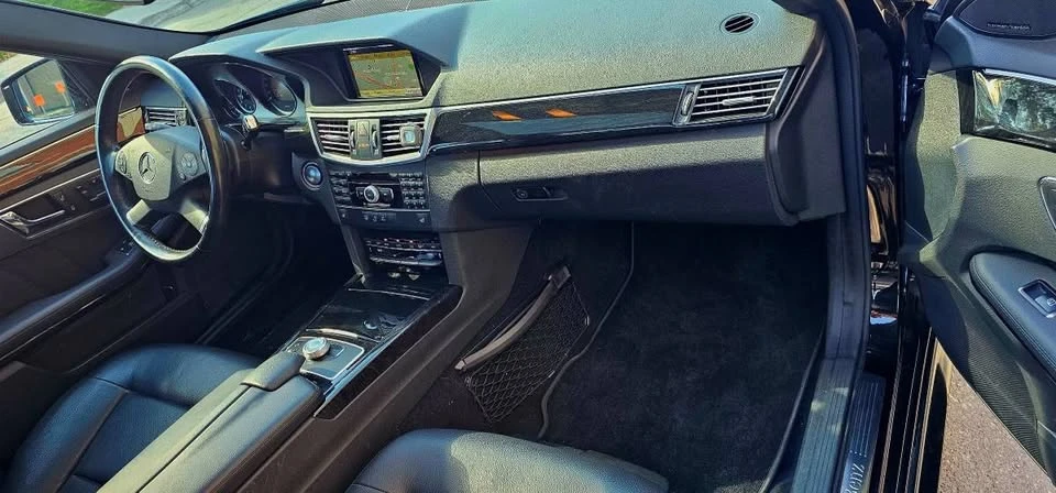 2011 Mercedes-Benz W212 E-Class - Image 7 of 10