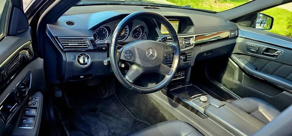 2011 Mercedes-Benz W212 E-Class - Image 6 of 10