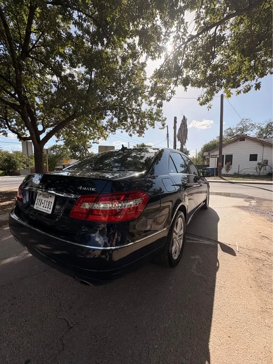 2011 Mercedes-Benz W212 E-Class - Image 6 of 14