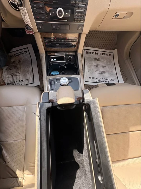 2011 Mercedes-Benz W212 E-Class - Image 13 of 14