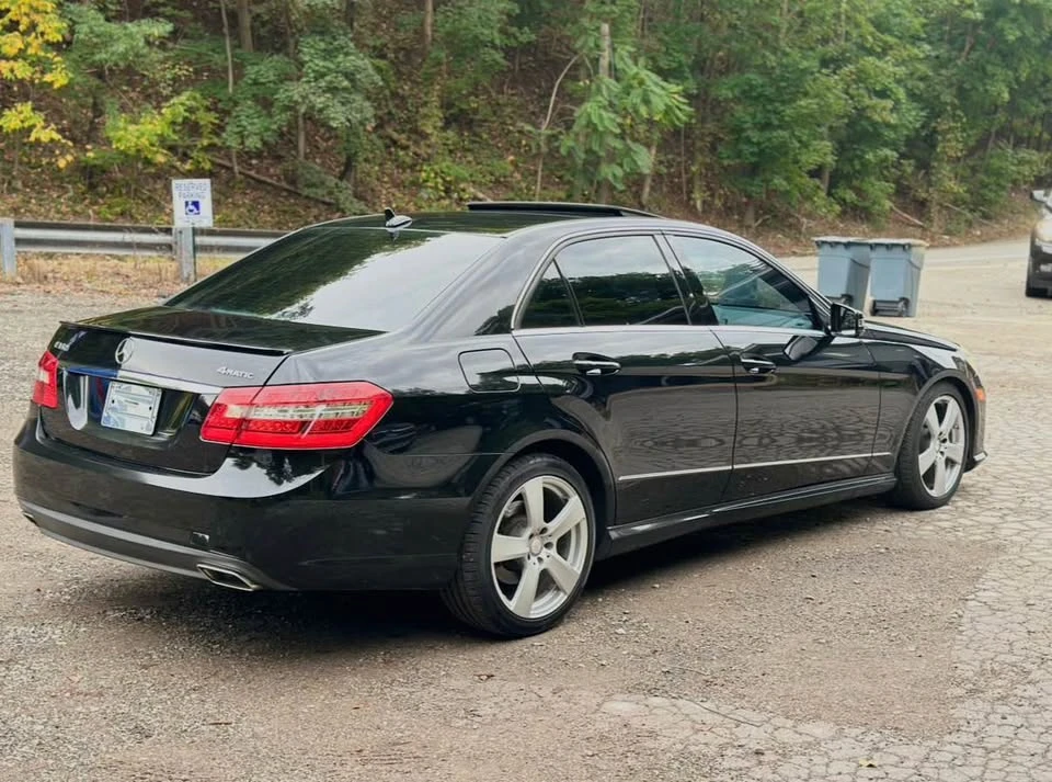 2011 Mercedes-Benz W212 E-Class - Image 3 of 12