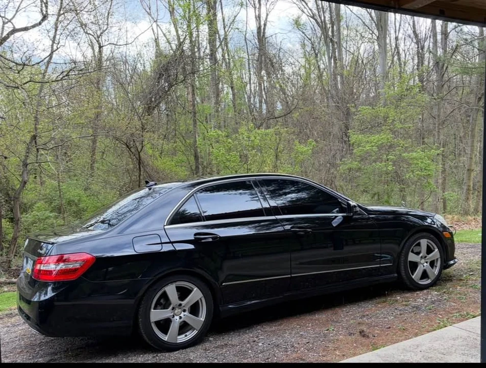 2011 Mercedes-Benz W212 E-Class - Image 9 of 12