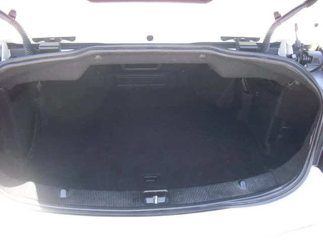 2011 Mercedes-Benz W212 E-Class - Image 11 of 19