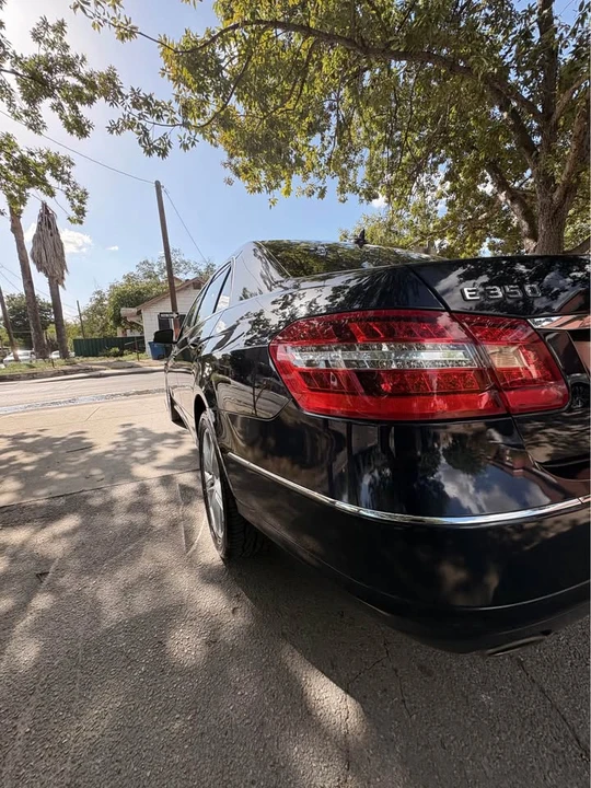 2011 Mercedes-Benz W212 E-Class - Image 4 of 14