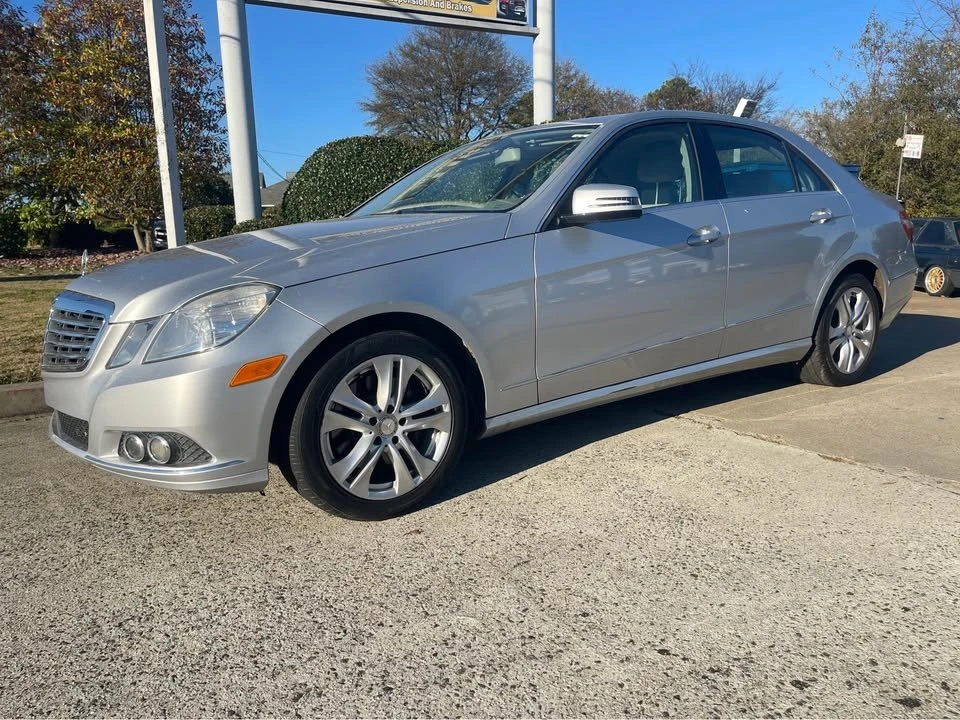 2011 Mercedes-Benz W212 E-Class - Image 6 of 12