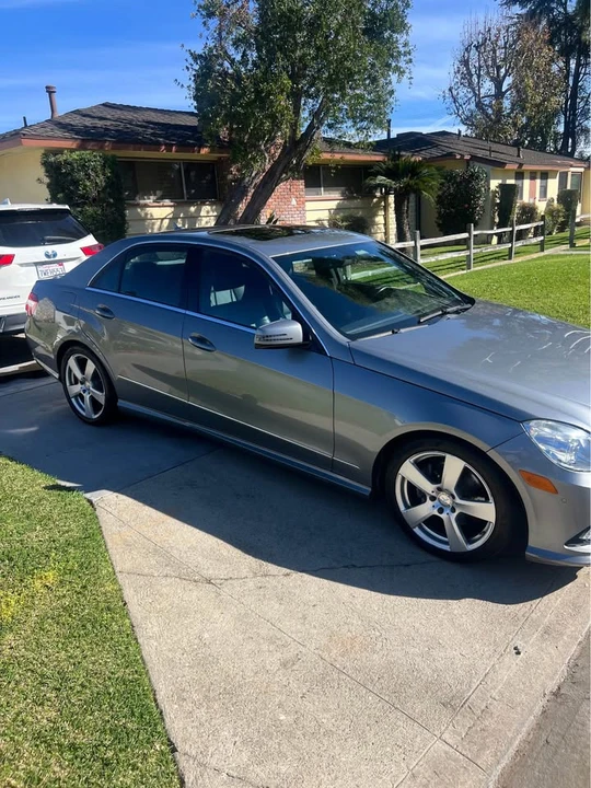 2011 Mercedes-Benz W212 E-Class - Image 2 of 10