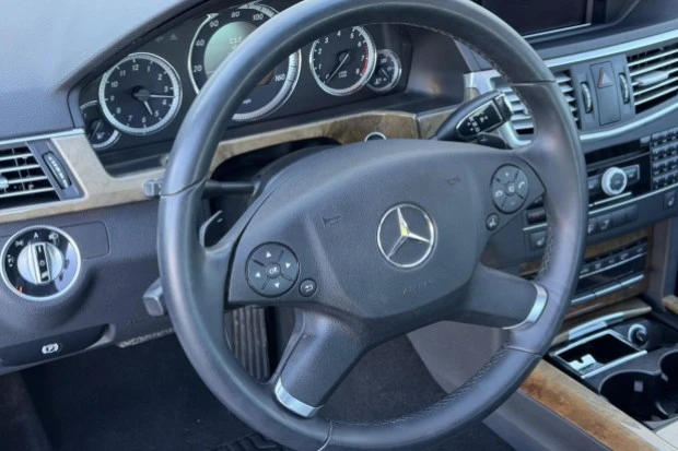 2011 Mercedes-Benz W212 E-Class - Image 5 of 7