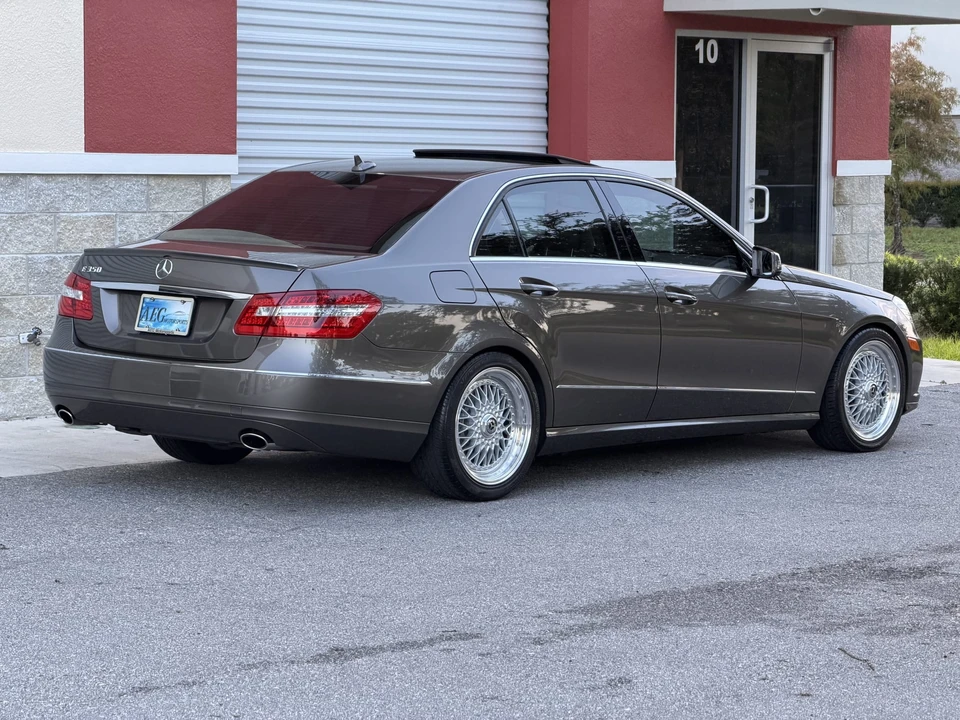 2011 Mercedes-Benz W212 E-Class - Image 18 of 31
