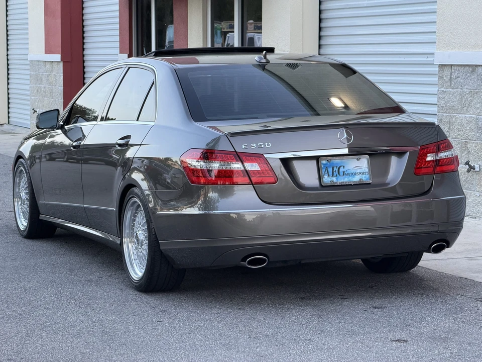 2011 Mercedes-Benz W212 E-Class - Image 15 of 31
