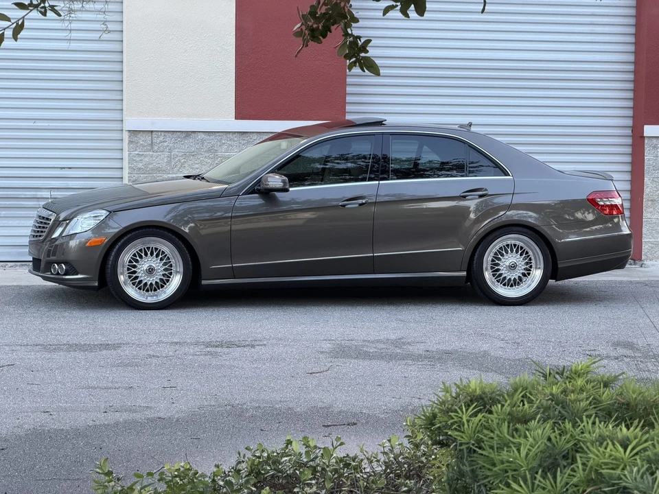 2011 Mercedes-Benz W212 E-Class - Image 7 of 31