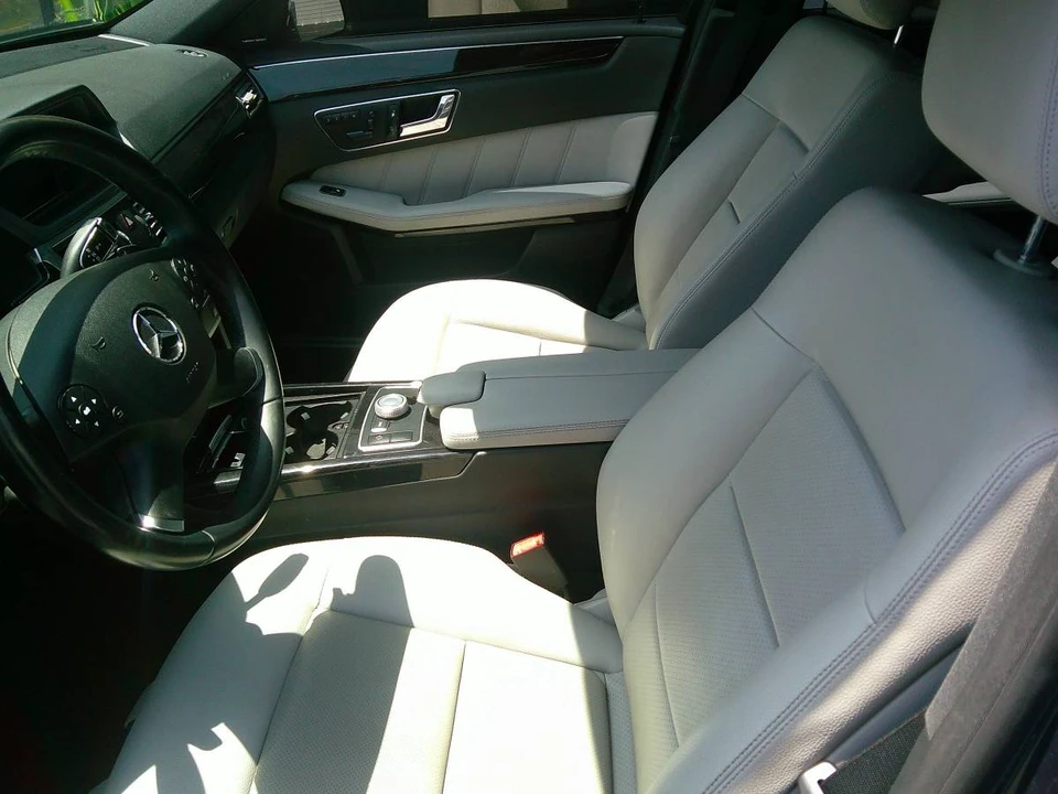 2011 Mercedes-Benz W212 E-Class - Image 10 of 15