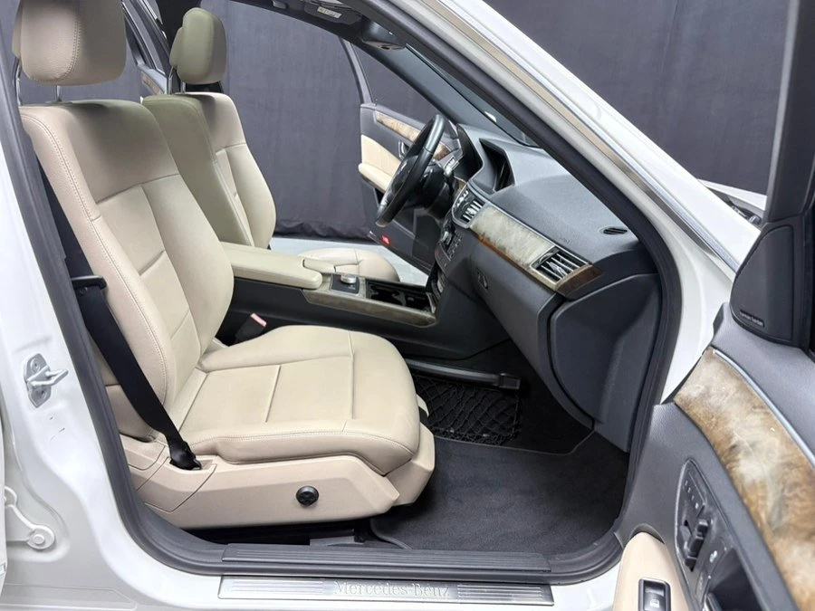 2011 Mercedes-Benz W212 E-Class - Image 8 of 18