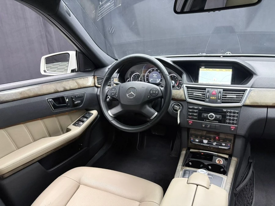 2011 Mercedes-Benz W212 E-Class - Image 14 of 18