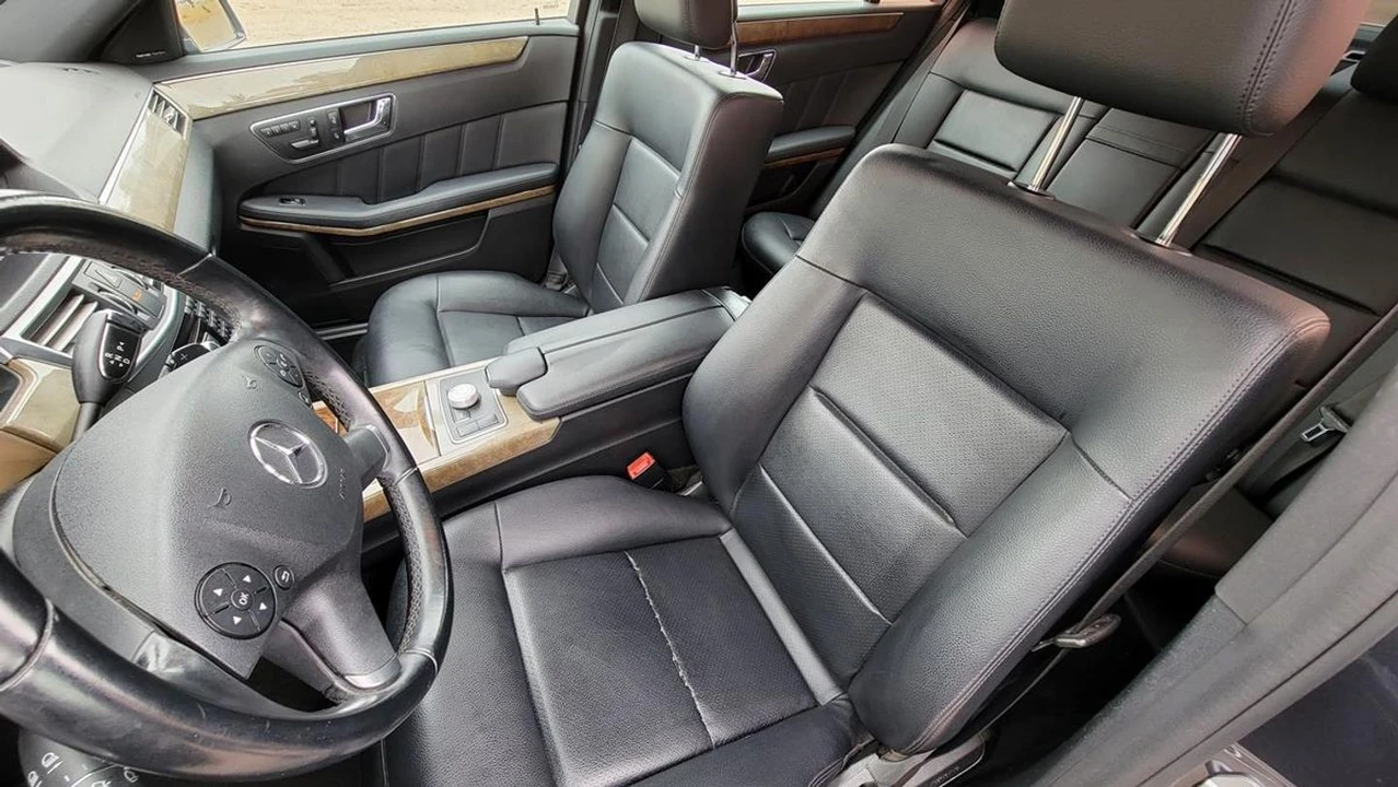 2011 Mercedes-Benz W212 E-Class - Image 16 of 21