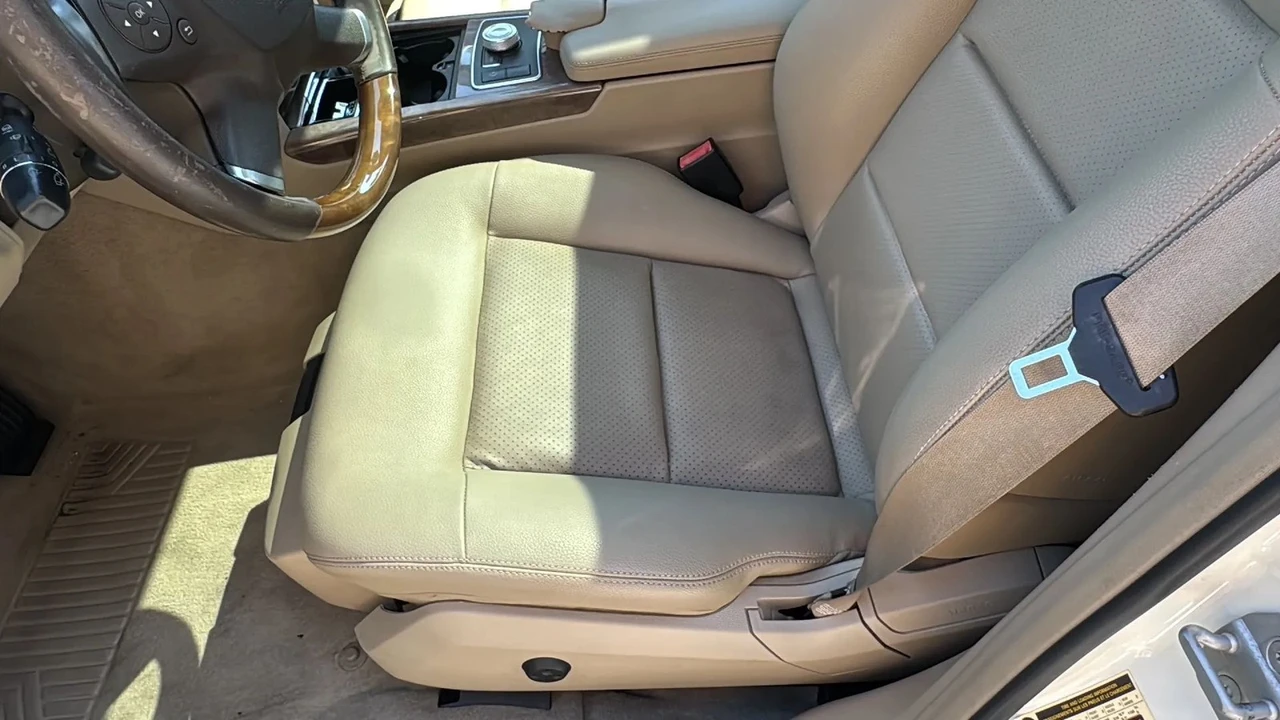 2011 Mercedes-Benz W212 E-Class - Image 20 of 21