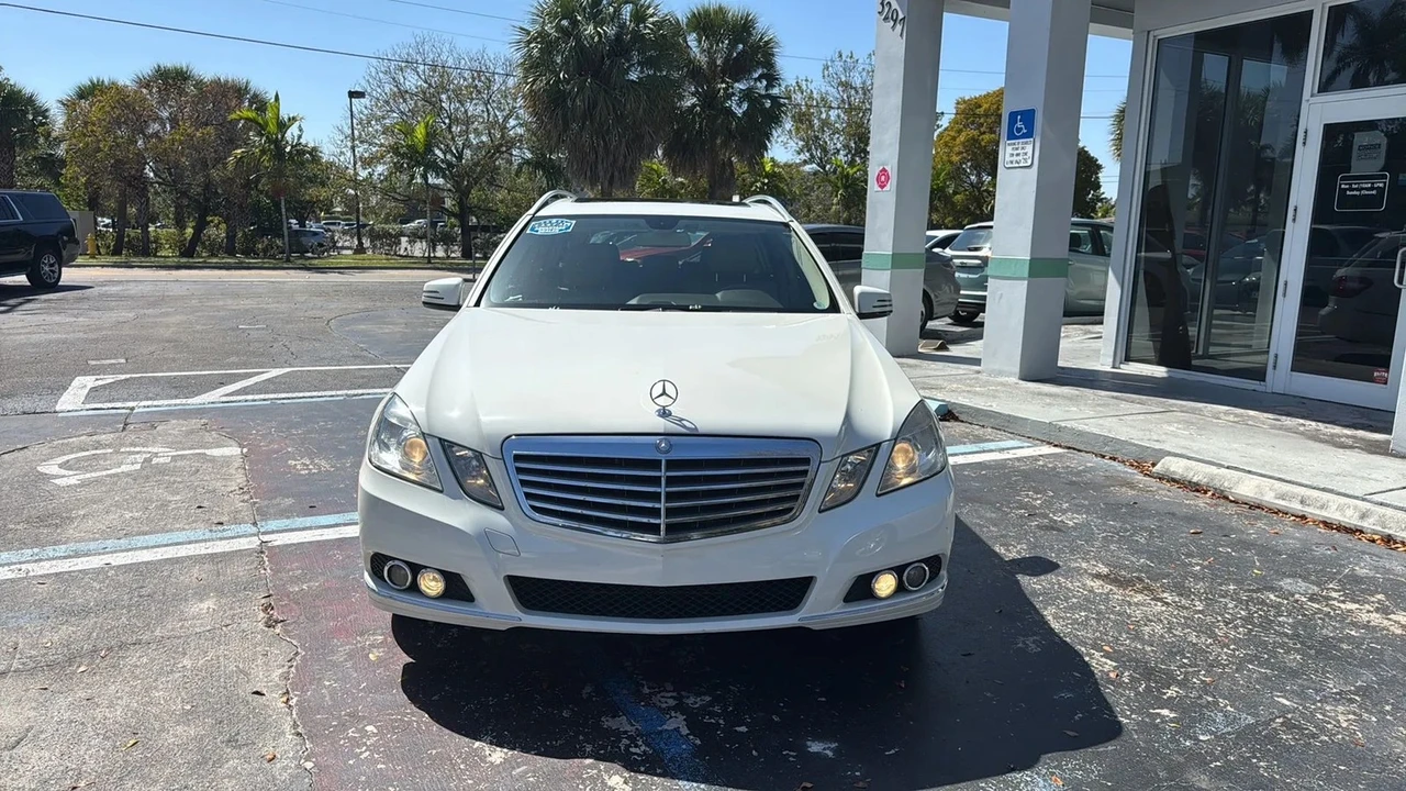 2011 Mercedes-Benz W212 E-Class - Image 5 of 21