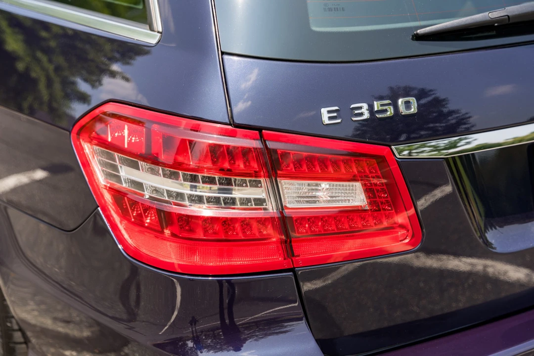 2011 Mercedes-Benz W212 E-Class - Image 21 of 31