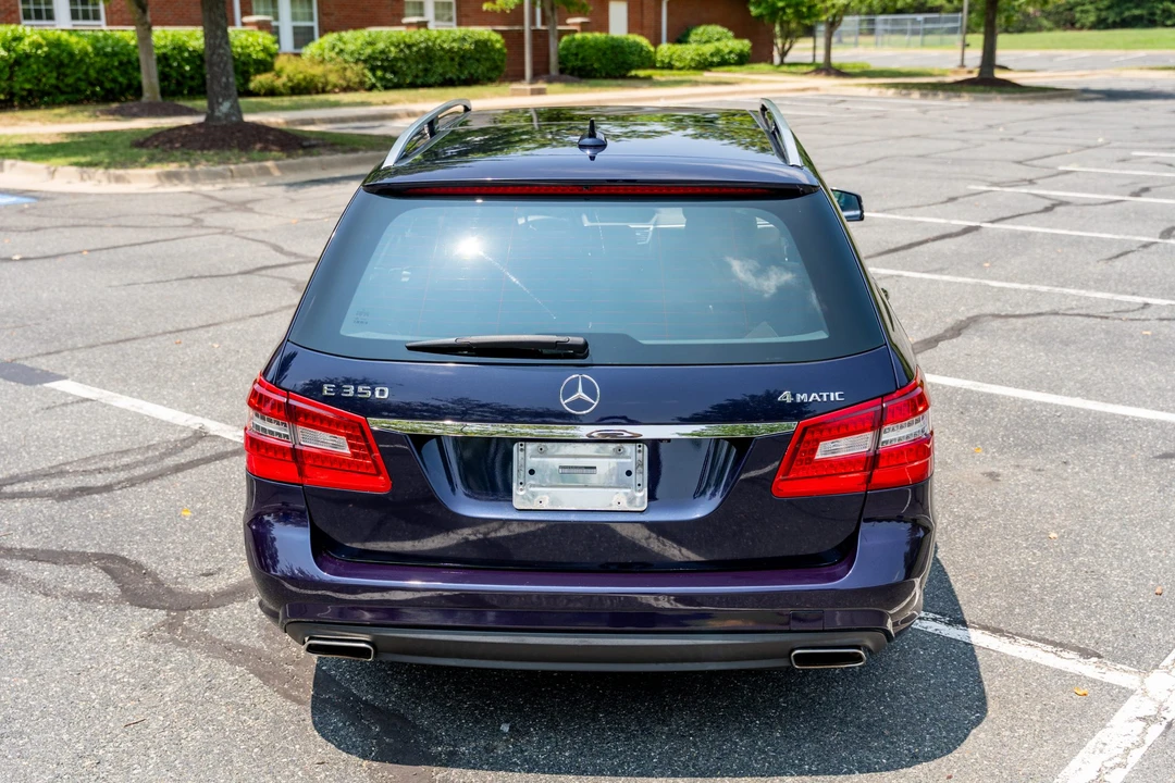 2011 Mercedes-Benz W212 E-Class - Image 6 of 31