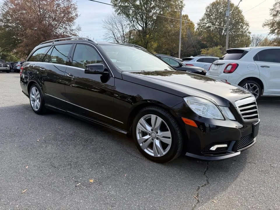 2011 Mercedes-Benz W212 E-Class - Image 2 of 13