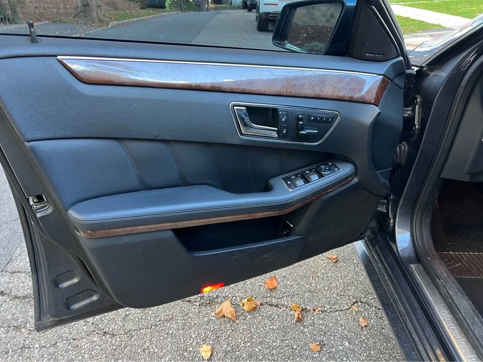 2011 Mercedes-Benz W212 E-Class - Image 3 of 10