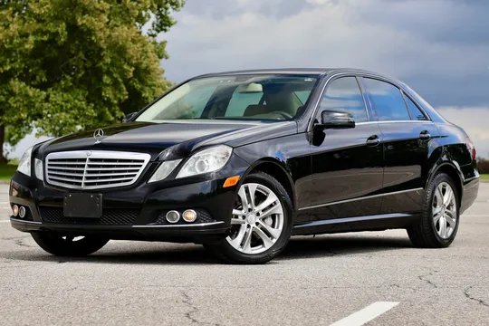 2011 Mercedes-Benz E550 4MATIC Sedan