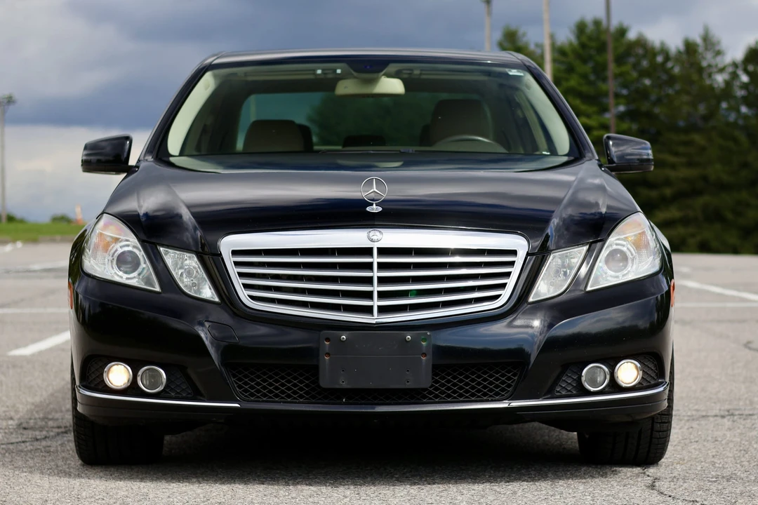 2011 Mercedes-Benz W212 E-Class - Image 19 of 31