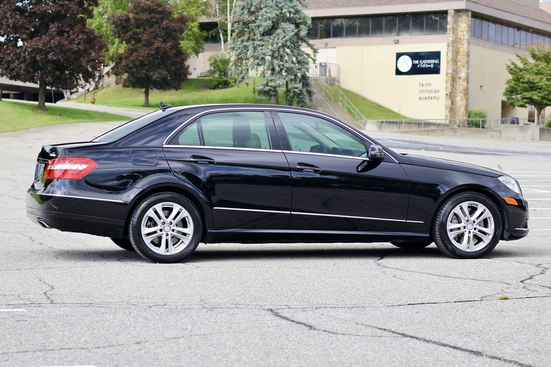 2011 Mercedes-Benz W212 E-Class - Image 14 of 31