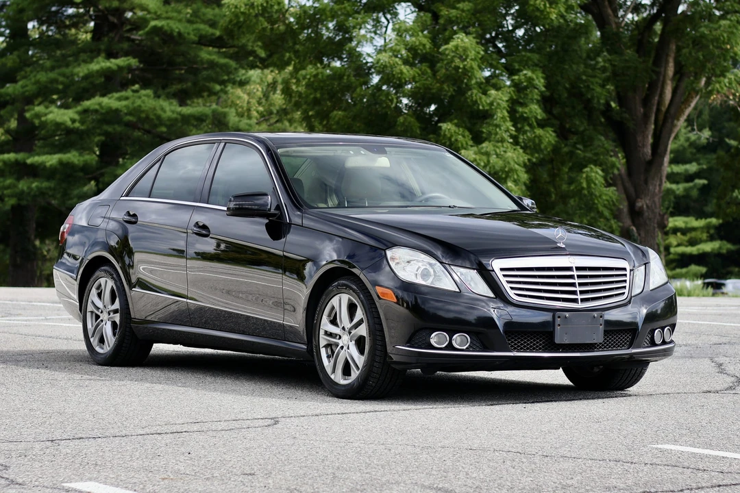 2011 Mercedes-Benz W212 E-Class - Image 17 of 31