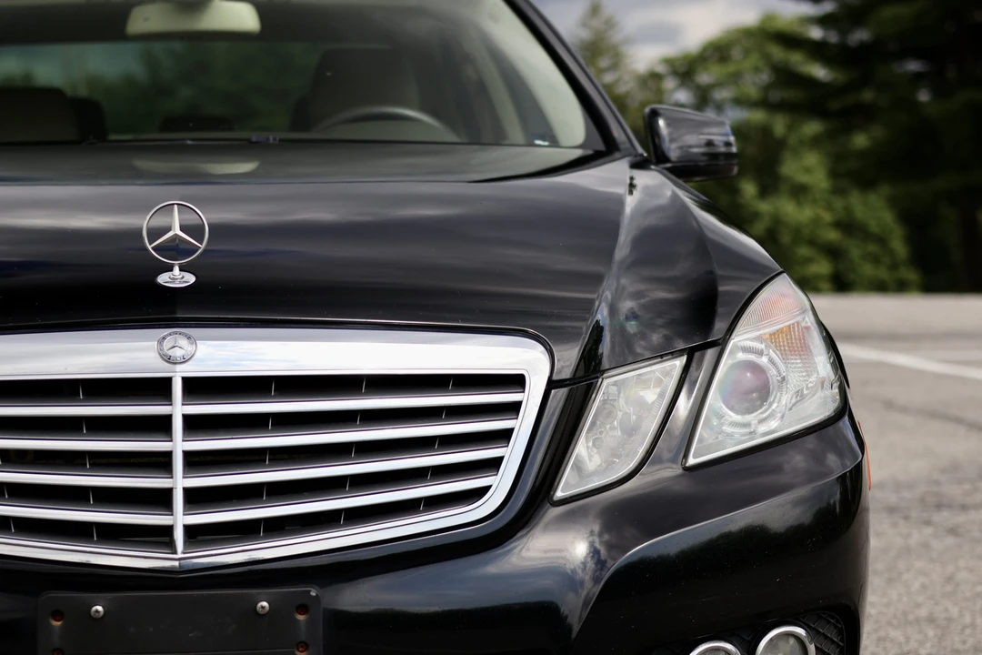 2011 Mercedes-Benz W212 E-Class - Image 26 of 31