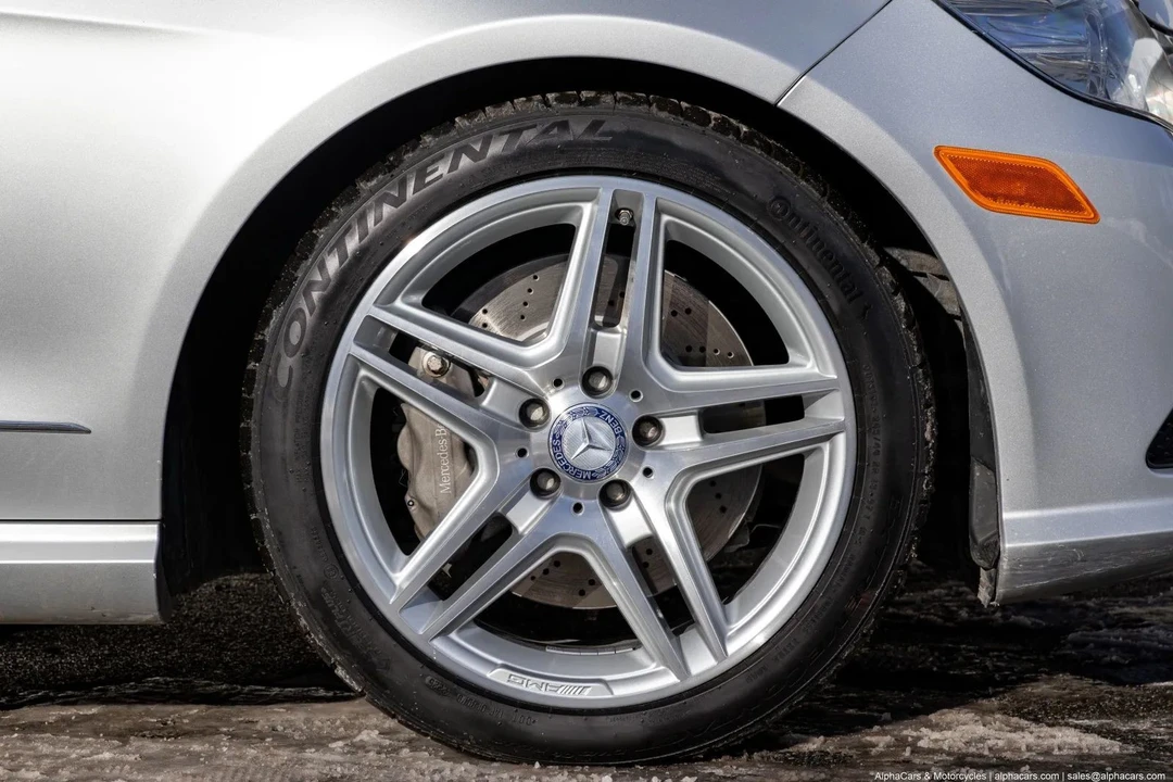 2011 Mercedes-Benz W212 E-Class - Image 17 of 21