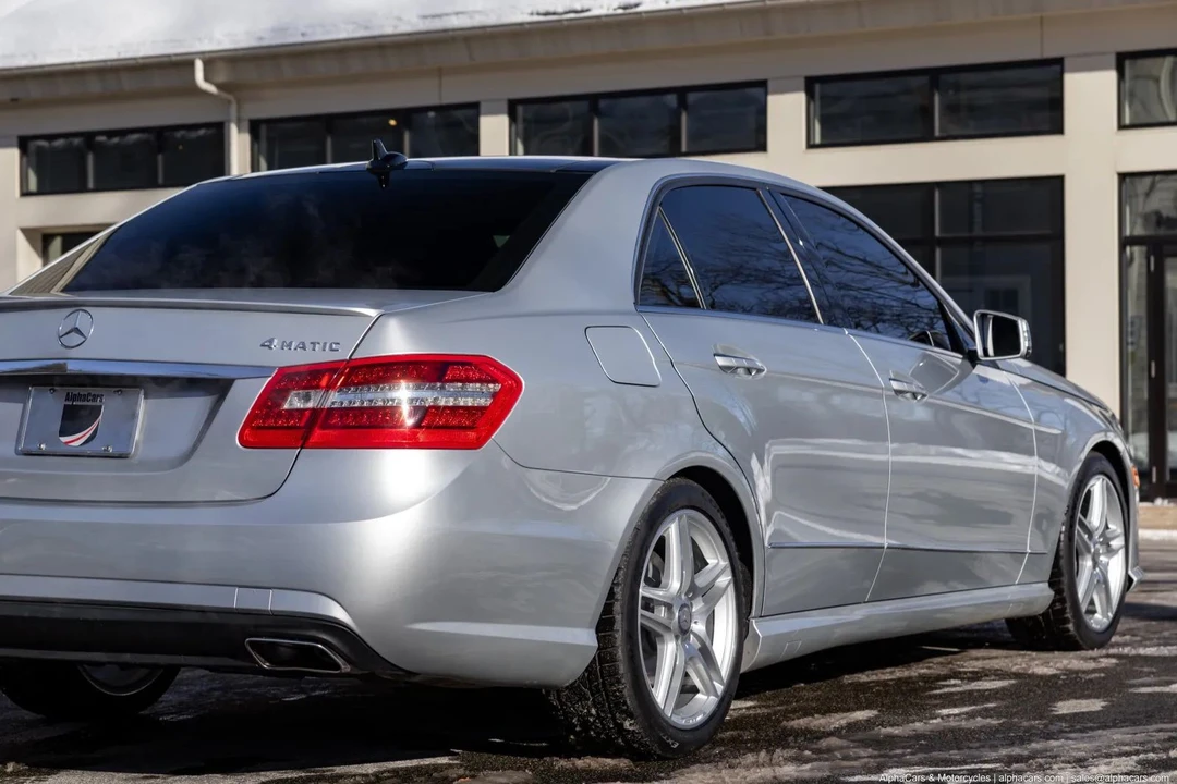 2011 Mercedes-Benz W212 E-Class - Image 14 of 21
